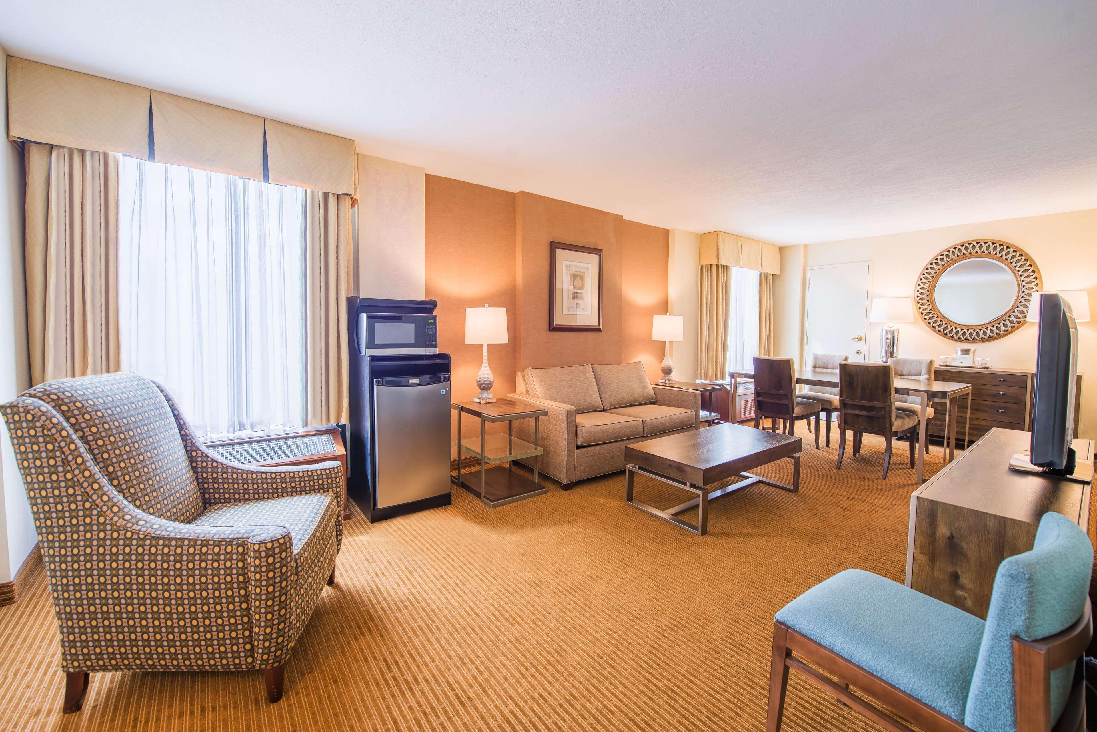 Doubletree By Hilton Philadelphia Airport Hotell Exteriör bild