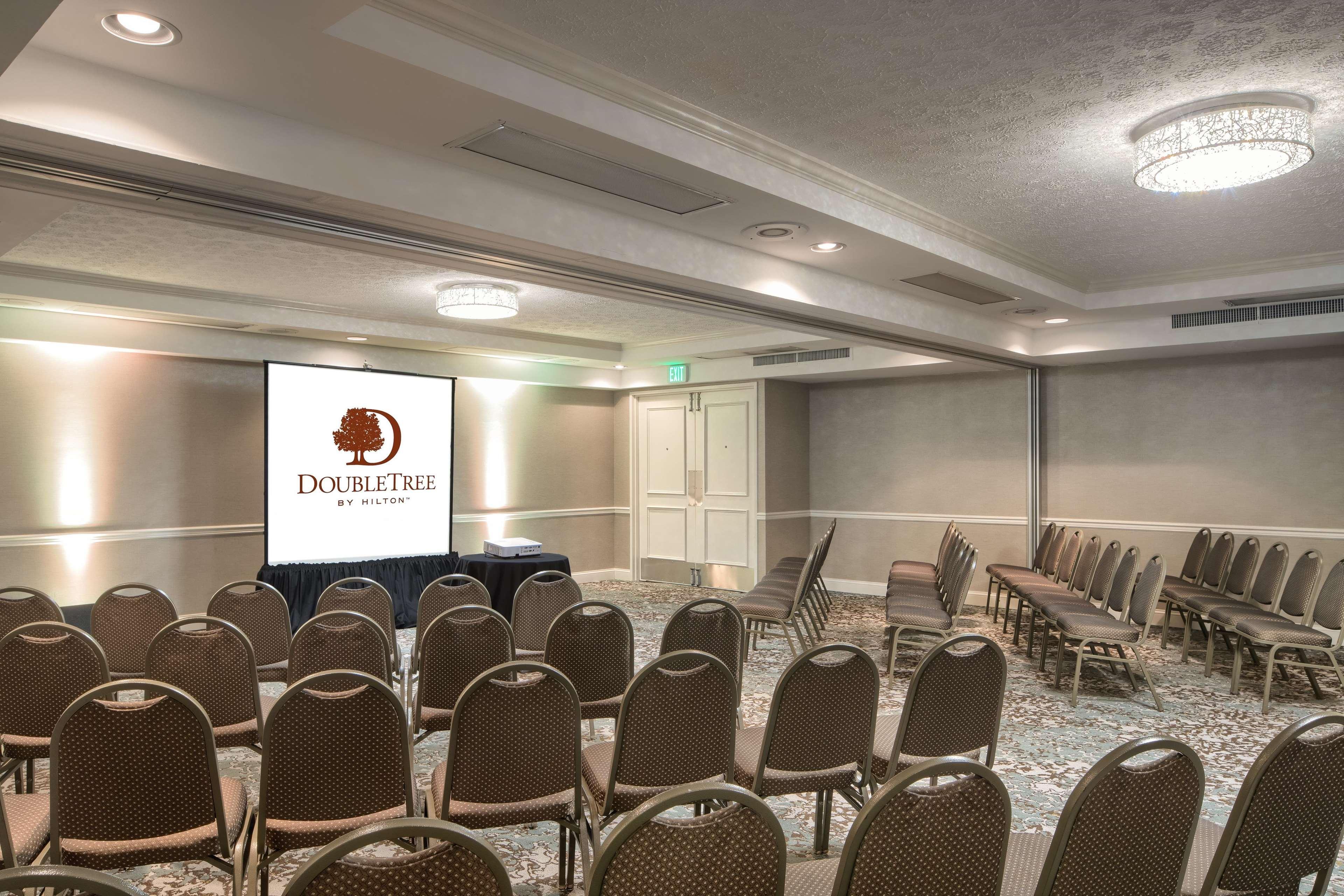 Doubletree By Hilton Philadelphia Airport Hotell Exteriör bild