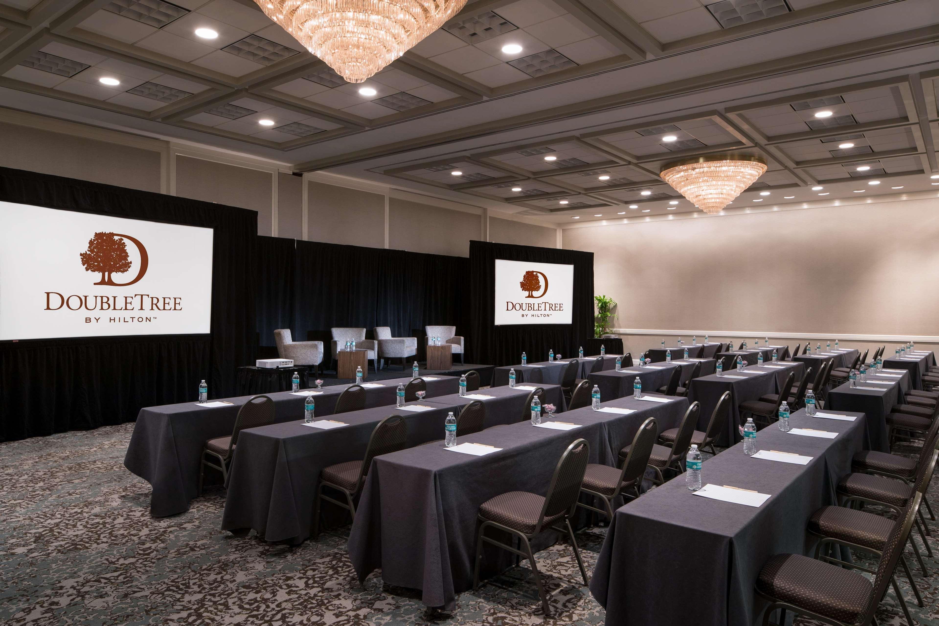 Doubletree By Hilton Philadelphia Airport Hotell Exteriör bild